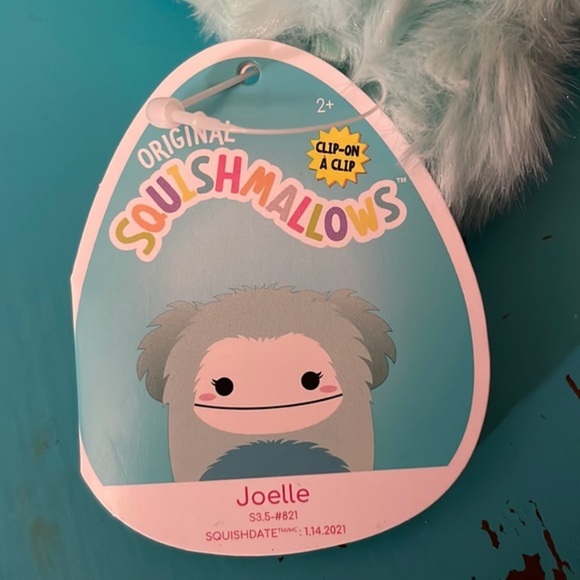 Squishmallows Joelle the Bigfoot / Yeti 3.5” Clip Rare NWT - Picture 2 of 3